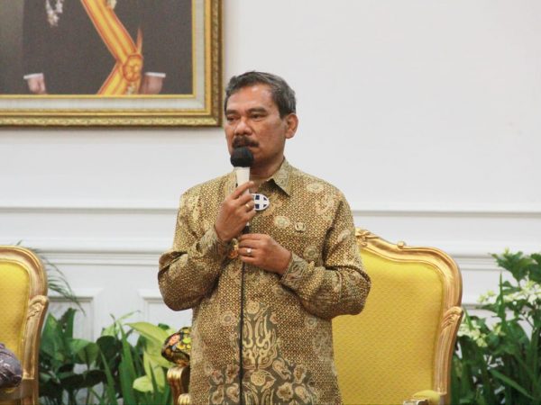 Pj. Gubernur Bengkulu Robert Simbolon Pastikan Vaksinasi Tahap II Lancar Pj. Gubernur Bengkulu Robert Simbolon Pastikan Vaksinasi Tahap II Lancar