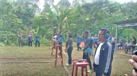Tampak, Kapolres, Kajari dan Bupati Lebong sedang bersiap untuk lomba tembak
