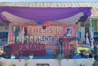 Kepala SMAN 5 sedang memberi kata sambutan