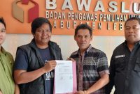 YNAL melaporkan ketidak netralan ASN ke Bawaslu Lebong