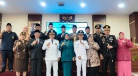 Foto bersama setelah sertijab