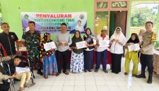 Pemdes Ujung Tanjung III Bagikan BLT DD