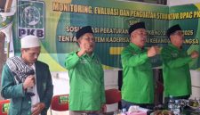 Ketua DPW PKB Bengkulu didampingi Sekretaris, Ketua dan Dewan Suro DPC Lebong