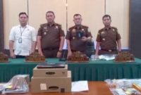 Kejari Bengkulu Selatan Geledah Rumah Ketua dan Komisioner KPU Terkait Dugaan Korupsi Dana Hibah Pilkada
