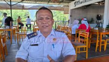 Camat Amen Indera Istiawan