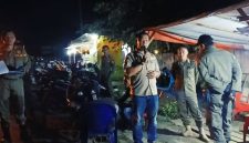 Patroli dipimpin oleh Kepala Bidang Ketentraman dan Ketertiban Umum, Jardi SE, 