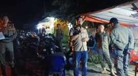 Patroli dipimpin oleh Kepala Bidang Ketentraman dan Ketertiban Umum, Jardi SE, 