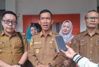 Bambang ASB didampingi Kadis Kesehatan dan Kepala Bappeda Lebong