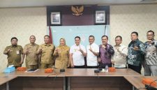 Bupati Lebong dan rombongan audiensi dengan Direktur Jenderal Bina Pemerintahan Desa, Kemendagri RI