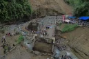 Jembatan Enang-Enang merupakan akses vital bagi masyarakat, (foto ANTARA)
