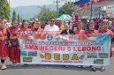 Bupati Lebong foto bersama dengan peserta karnaval