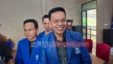 Ketua DPD PAN Lebong H Azhari didampingi Sekretaris Suan