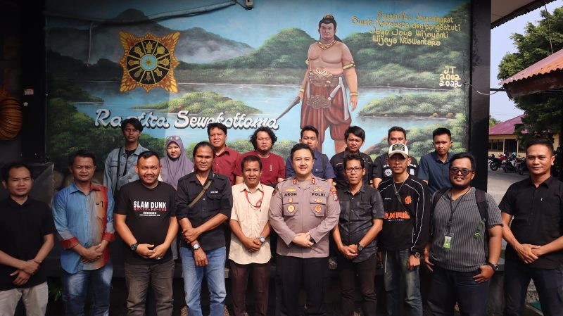 Kapolres AKBP. Aron Sebastian S.Ik M.Si Gelar Silahturahmi Bersama Wartawan dan Awak Media Bengkulu Selatan
